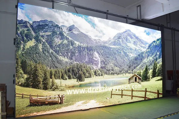 Outdoor LED Advertising Screen