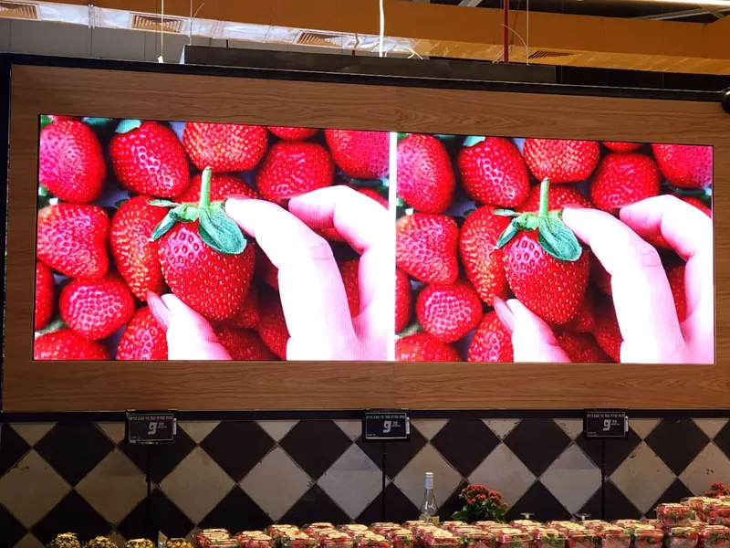 Fine Pitch LED Displays in Retail