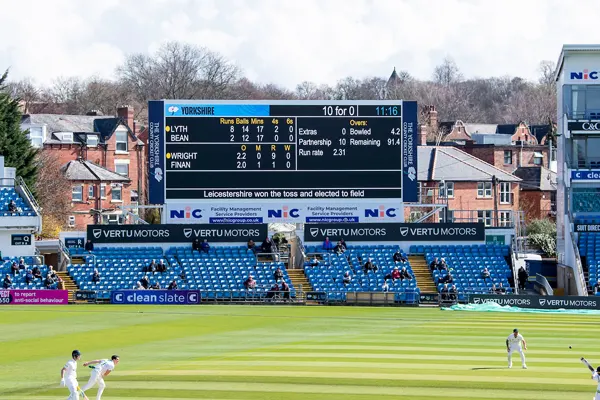 Outdoor LED Displays for Sports